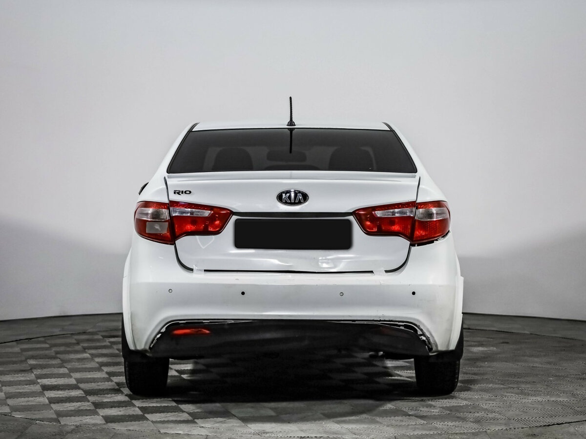 Купить Kia Rio с пробегом. Фото: #4