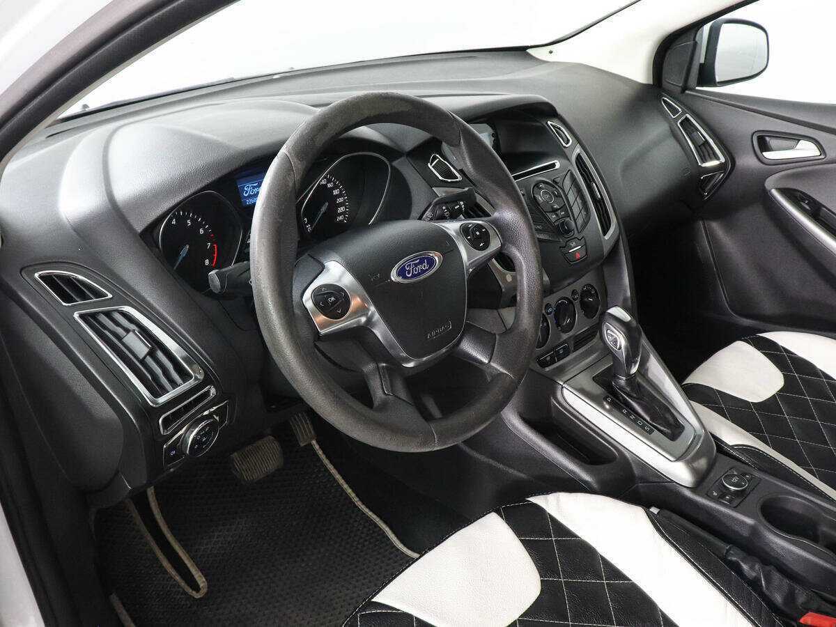 Купить Ford Focus с пробегом. Фото: #8