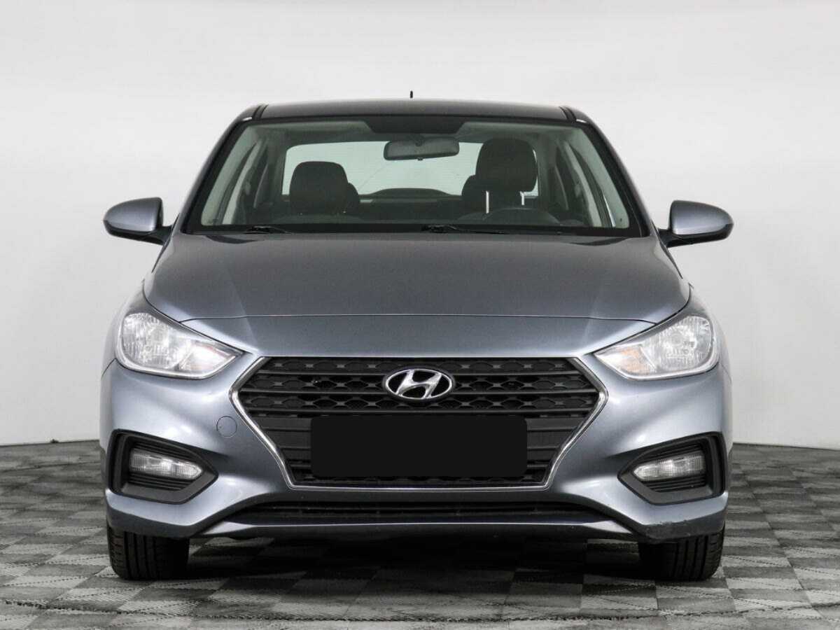 Купить Hyundai Solaris с пробегом. Фото: #1