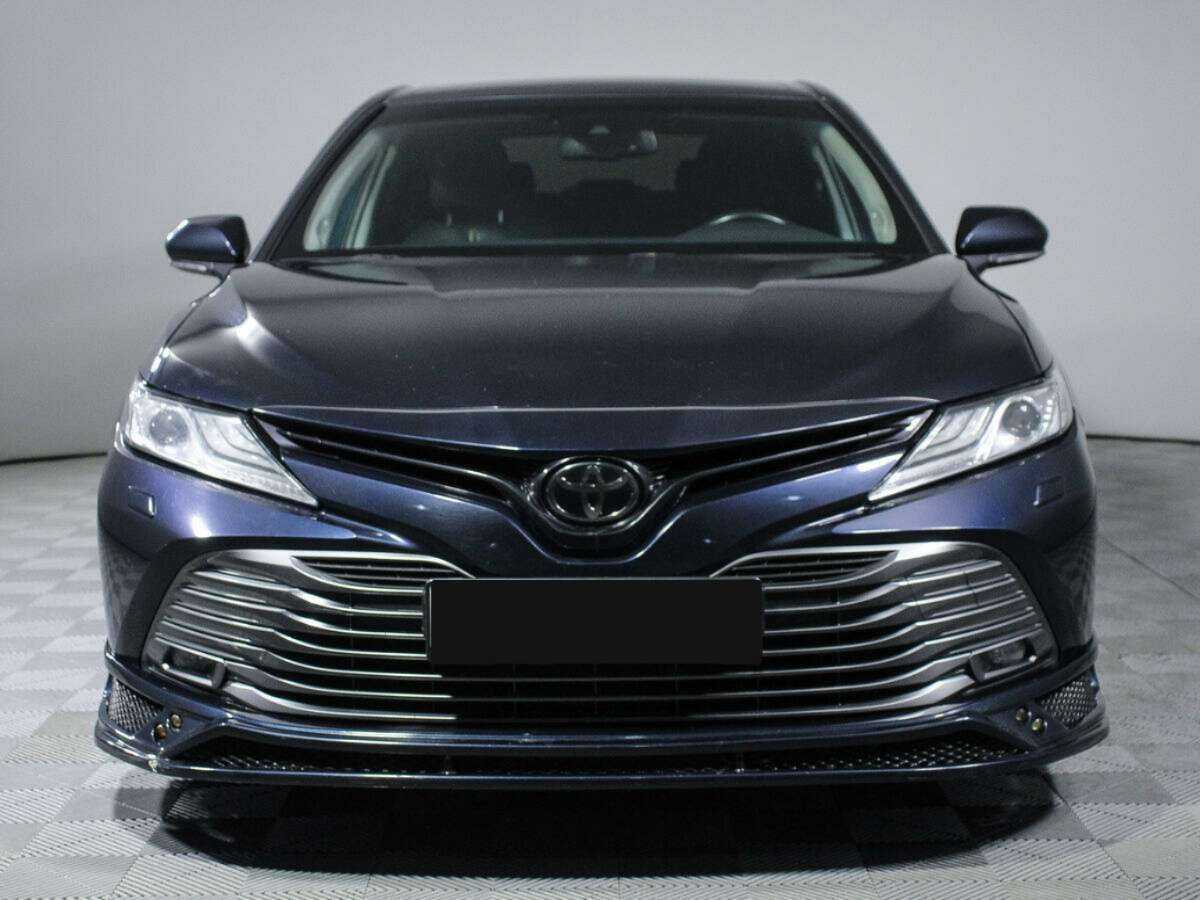 Купить Toyota Camry с пробегом. Фото: #1