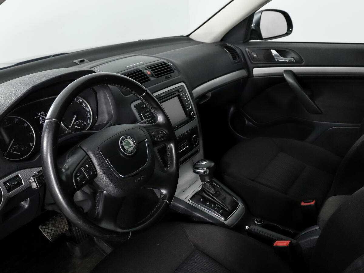 Купить Skoda Octavia с пробегом. Фото: #8