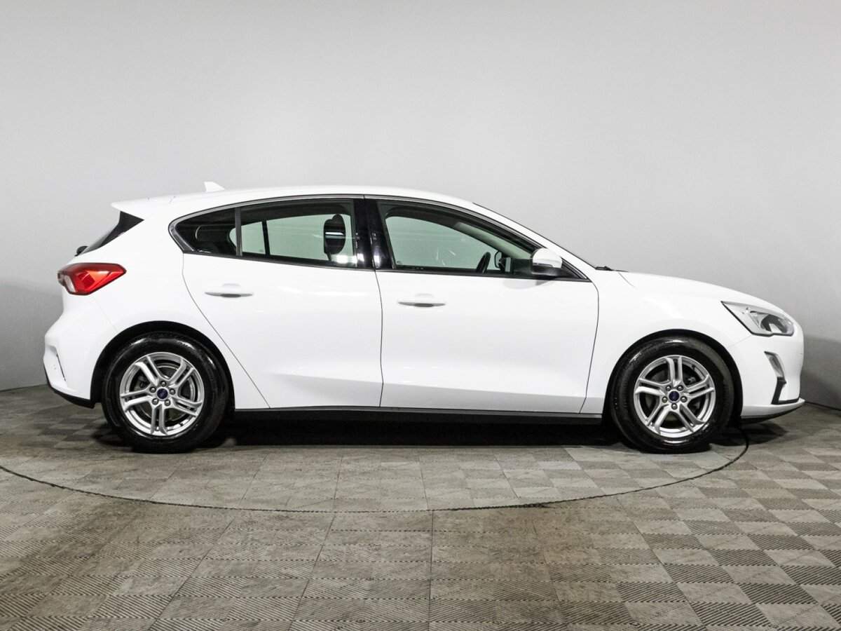 Купить Ford Focus с пробегом. Фото: #3