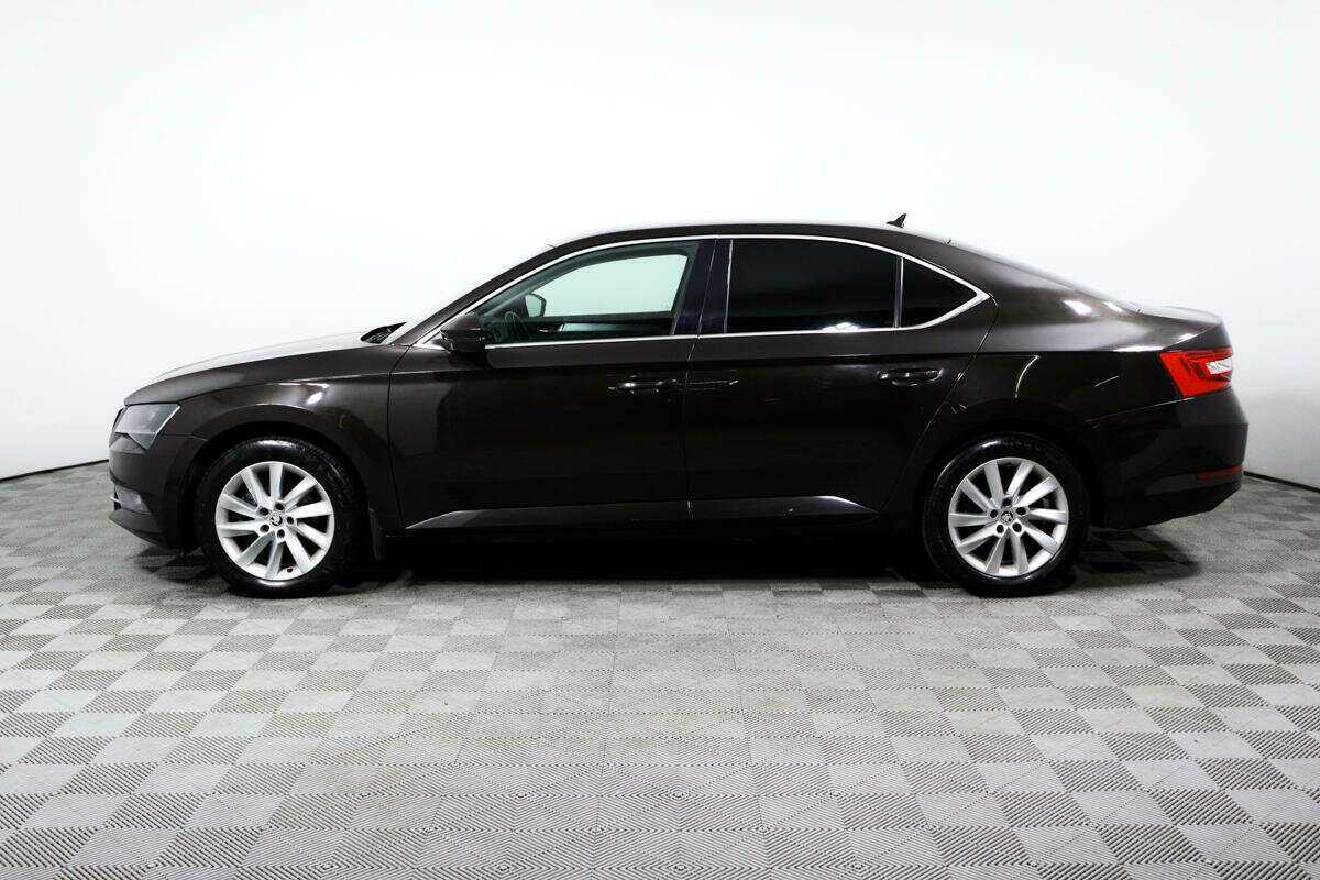 Купить Skoda Superb с пробегом. Фото: #7
