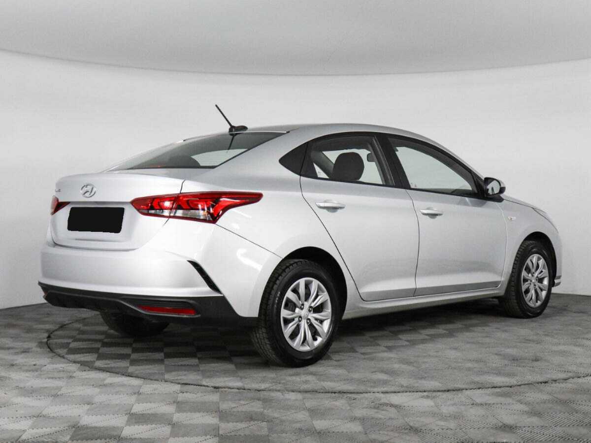 Купить Hyundai Solaris с пробегом. Фото: #4