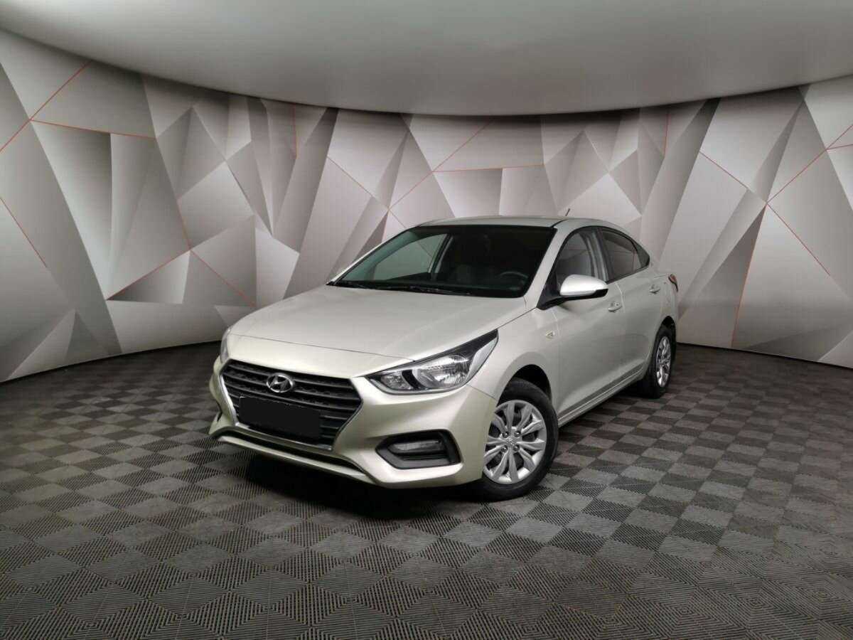 Купить Hyundai Solaris с пробегом. Посмотреть фото