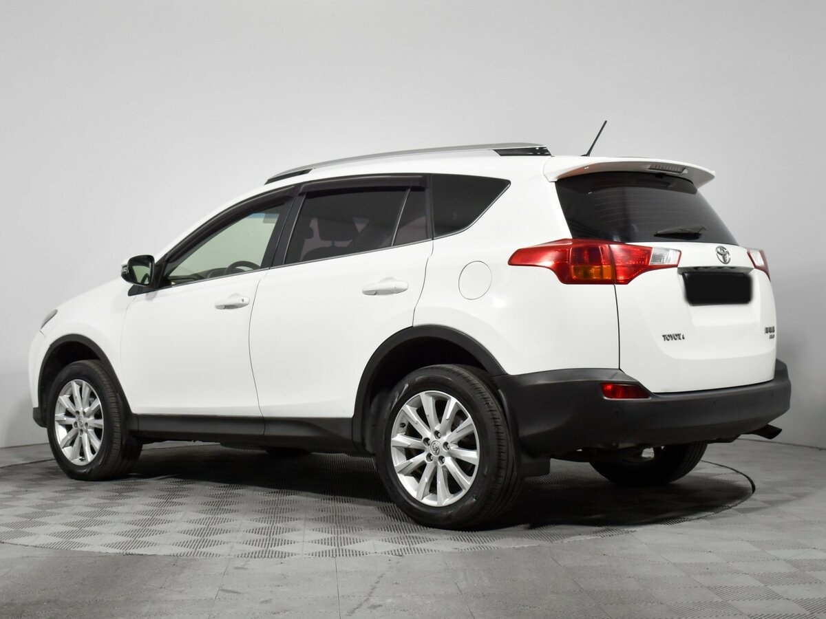Купить Toyota RAV4 с пробегом. Фото: #5