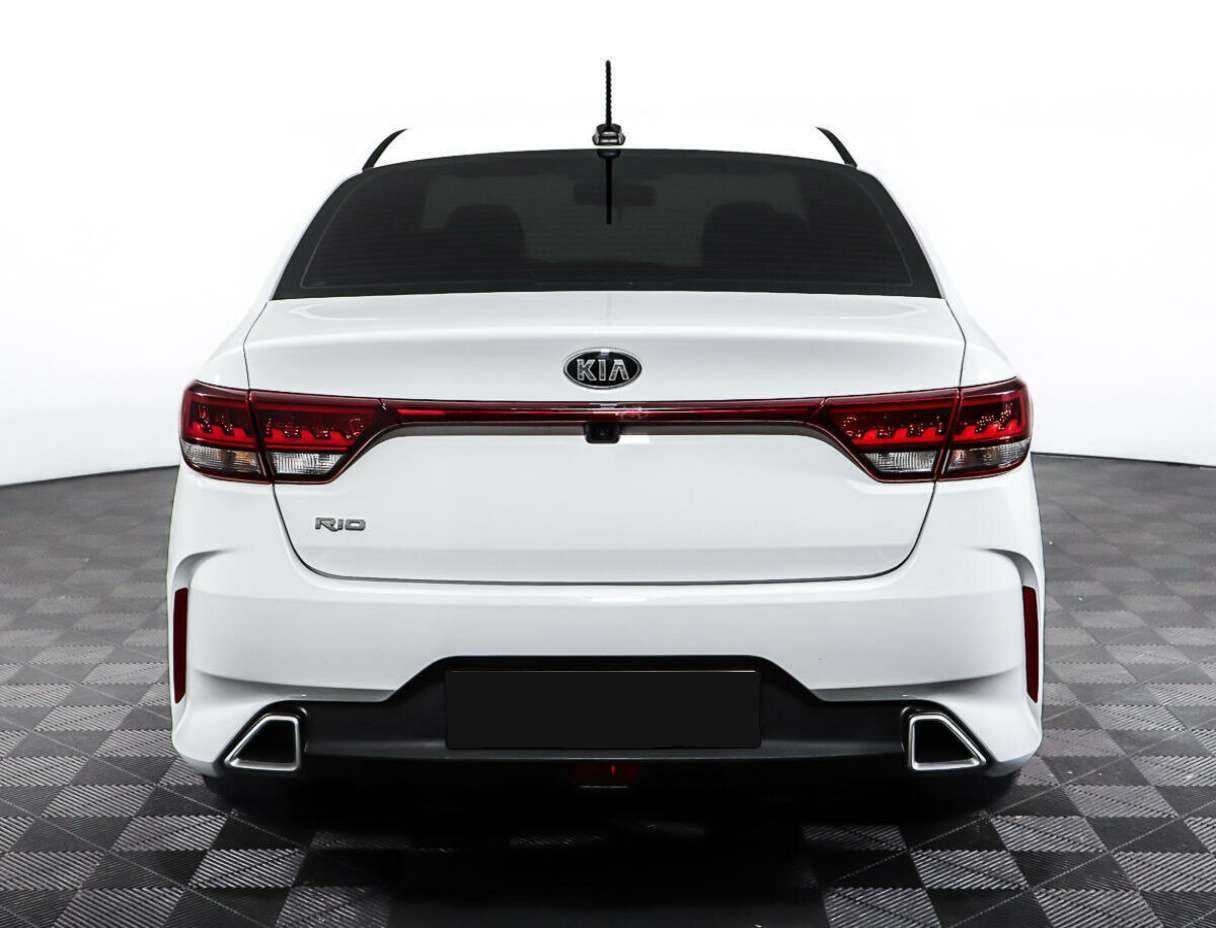 Купить Kia Rio с пробегом. Фото: #5
