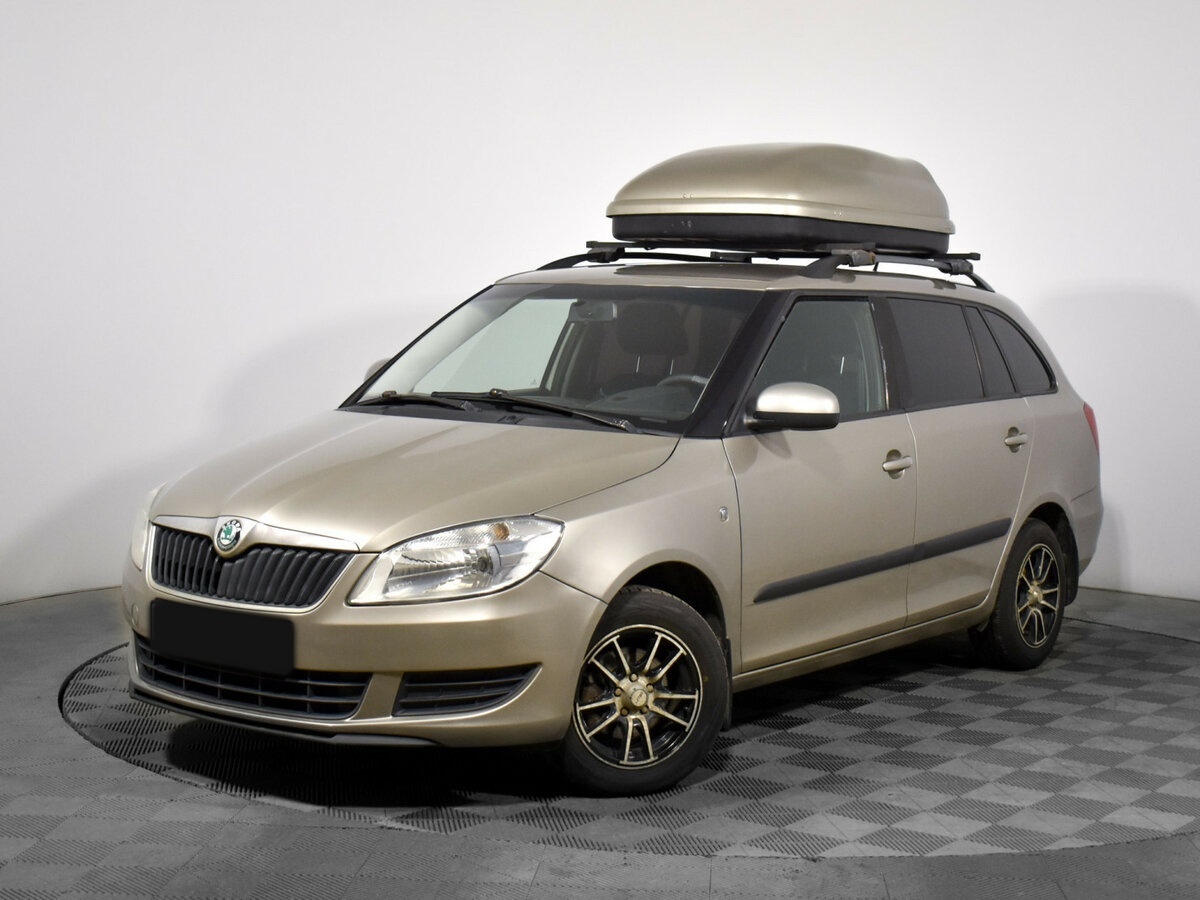 Купить Skoda Fabia с пробегом. Посмотреть фото