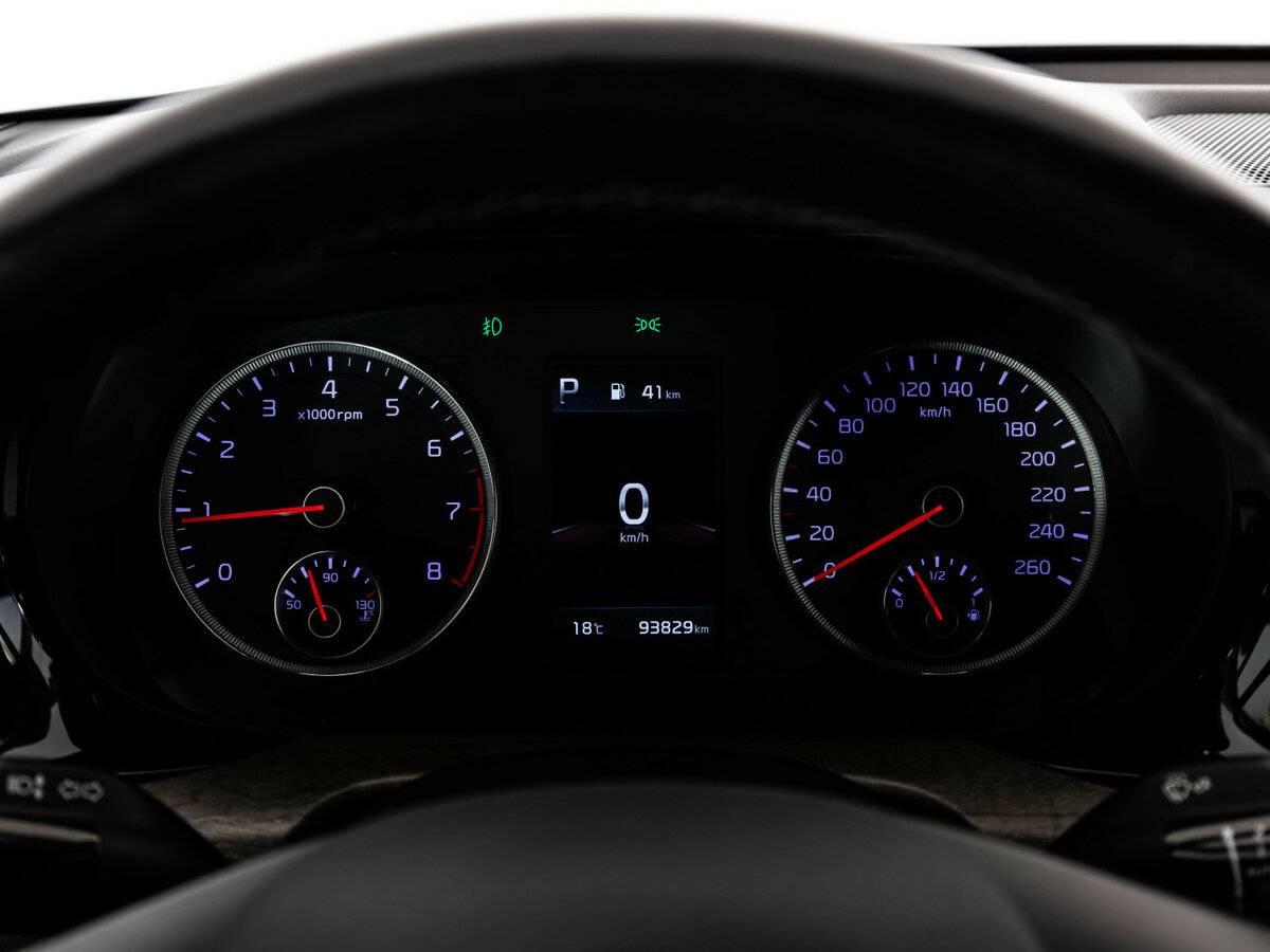 Купить Kia K5 с пробегом. Фото: #24