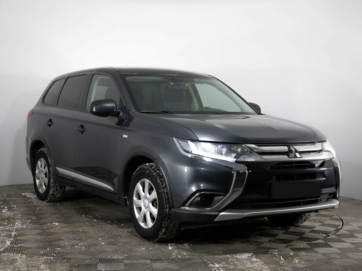 Купить Mitsubishi Outlander с пробегом. Фото: #2
