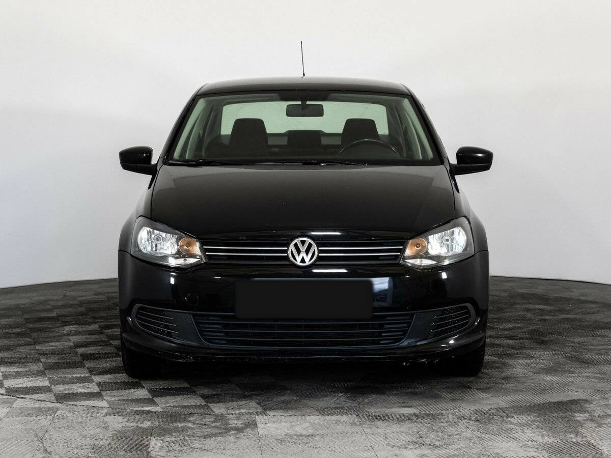 Купить Volkswagen Polo с пробегом. Фото: #1