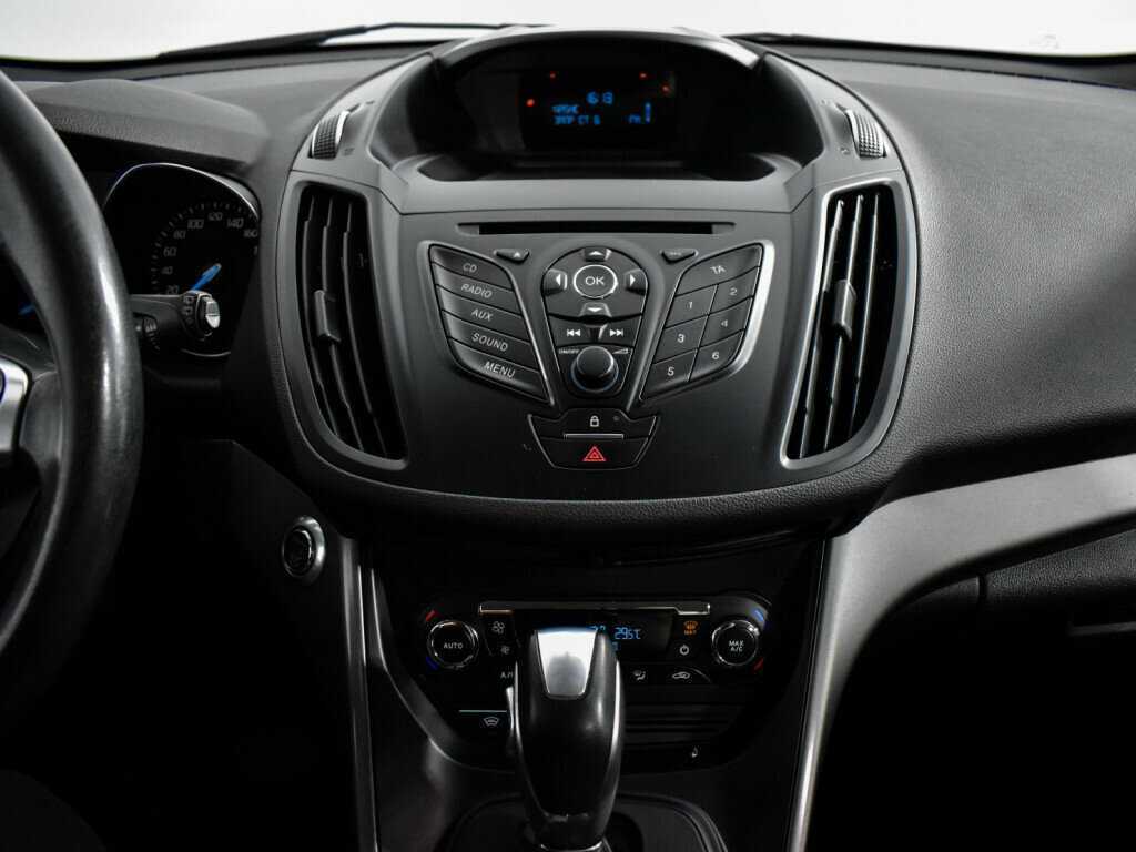 Купить Ford Kuga с пробегом. Фото: #15