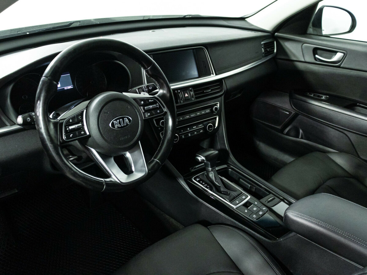 Купить Kia Optima с пробегом. Фото: #10
