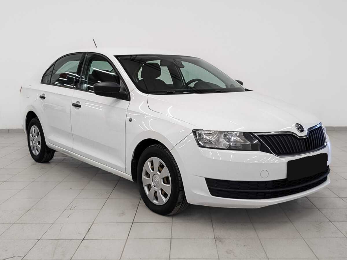 Купить Skoda Rapid с пробегом. Фото: #2