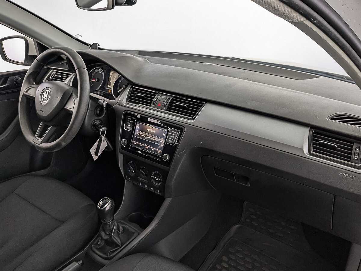 Купить Skoda Rapid с пробегом. Фото: #12