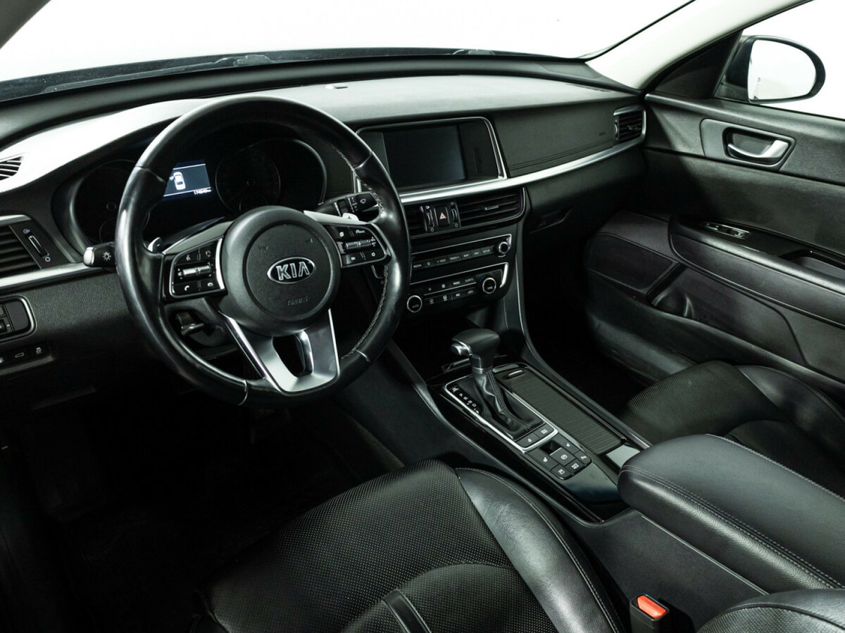 Купить Kia Optima с пробегом. Фото: #10