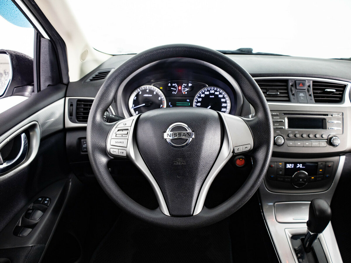 Купить Nissan Tiida с пробегом. Фото: #8