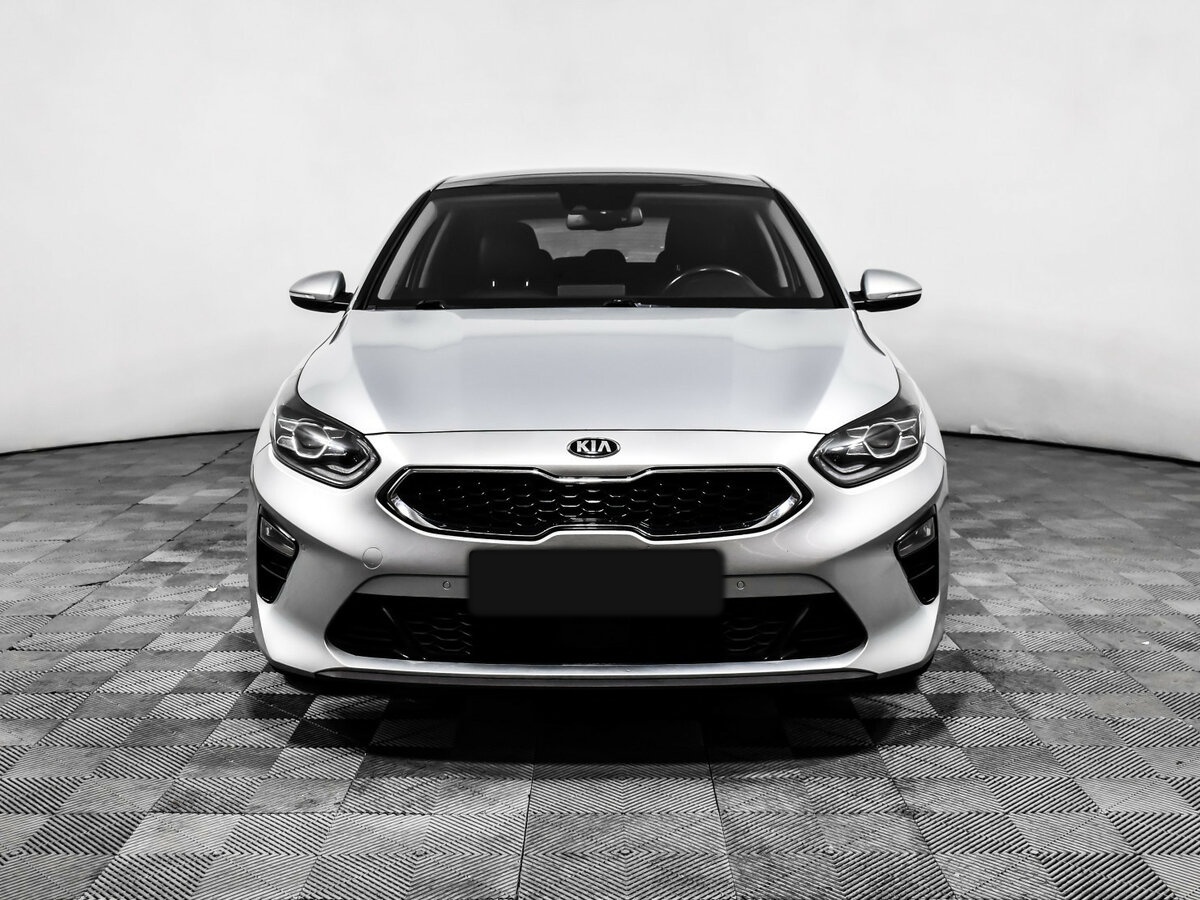 Купить Kia Ceed с пробегом. Фото: #1