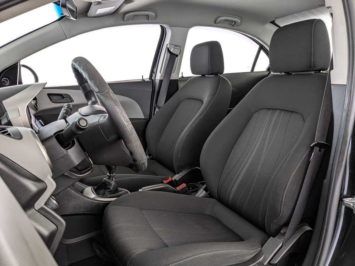 Купить Chevrolet Aveo с пробегом. Фото: #15