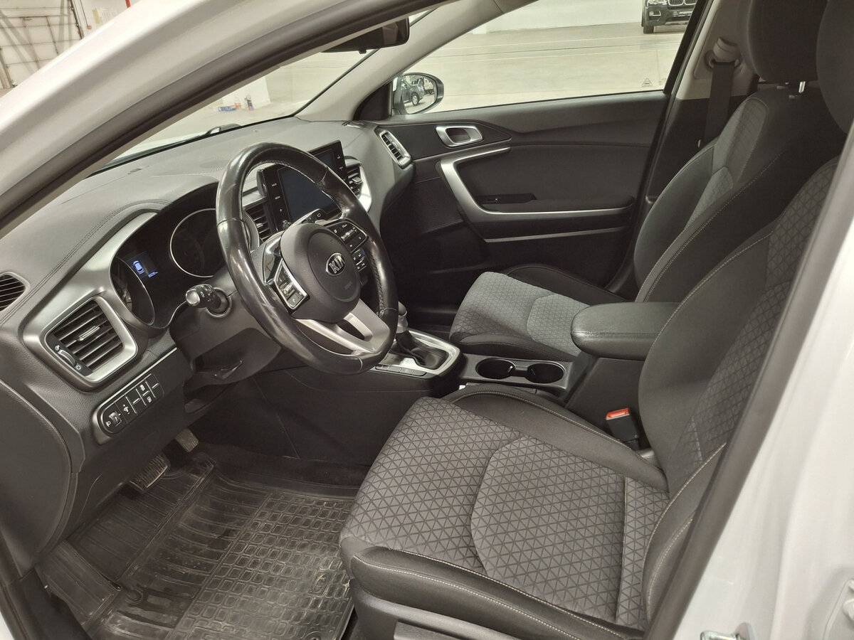 Купить Kia XCeed с пробегом. Фото: #15