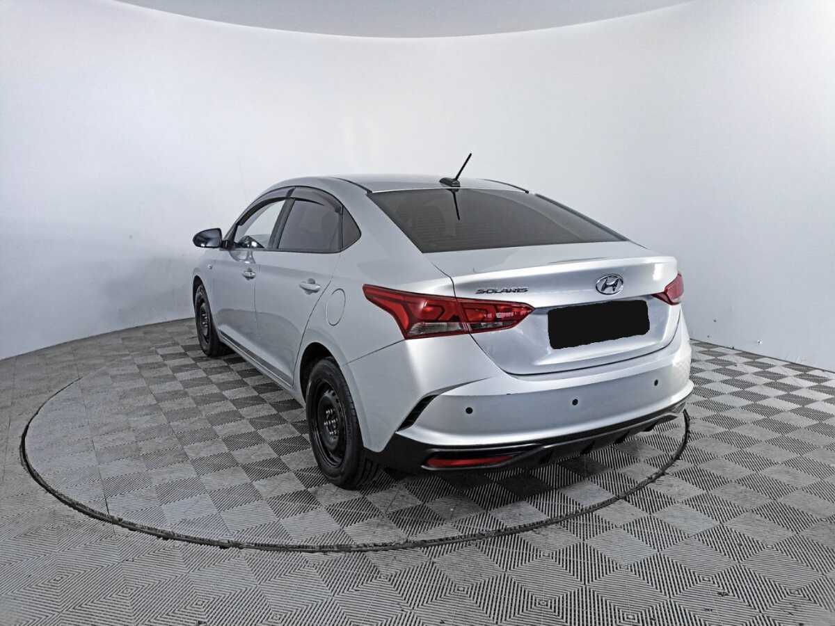 Купить Hyundai Solaris с пробегом. Фото: #6