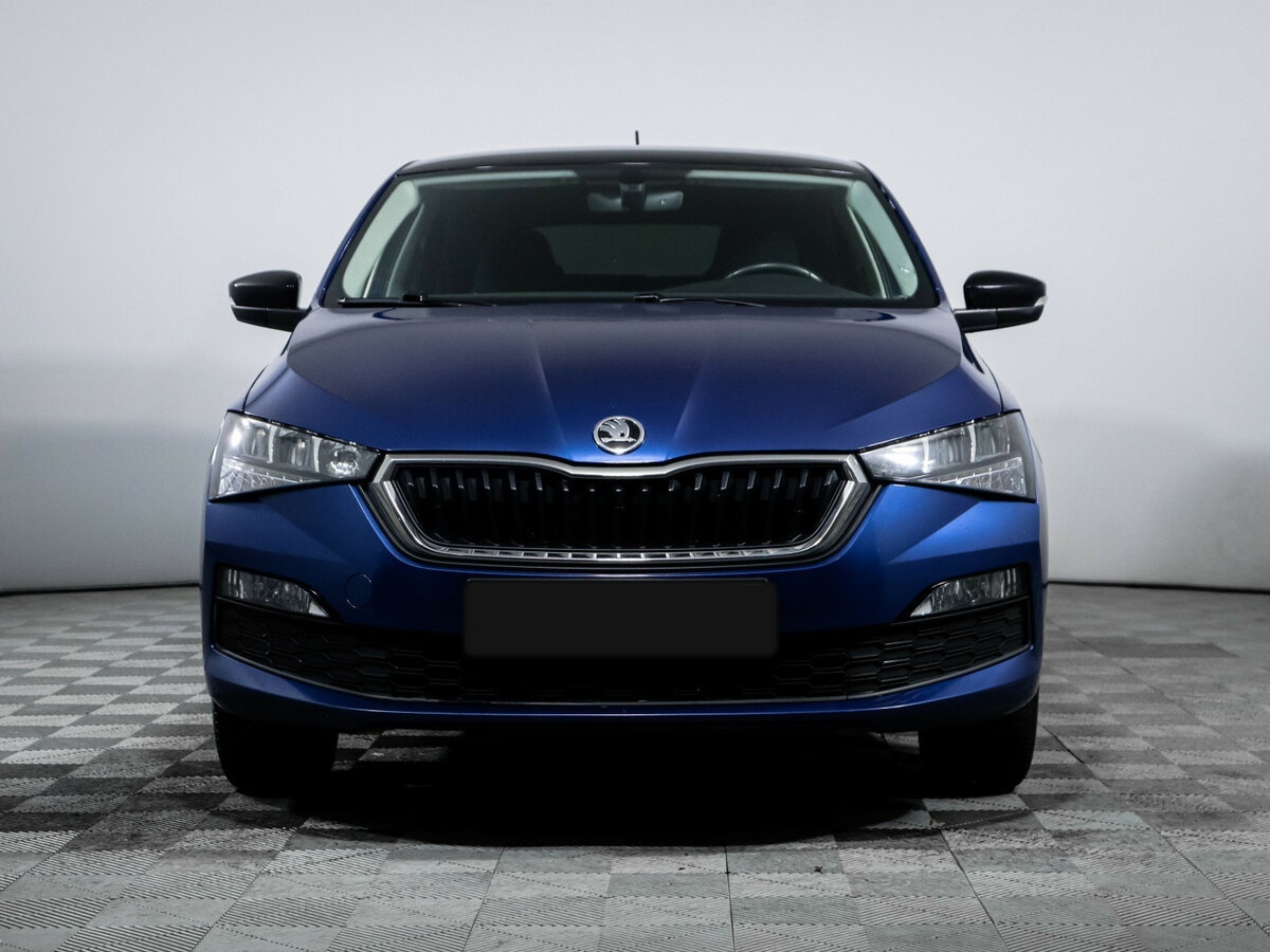 Купить Skoda Rapid с пробегом. Фото: #1