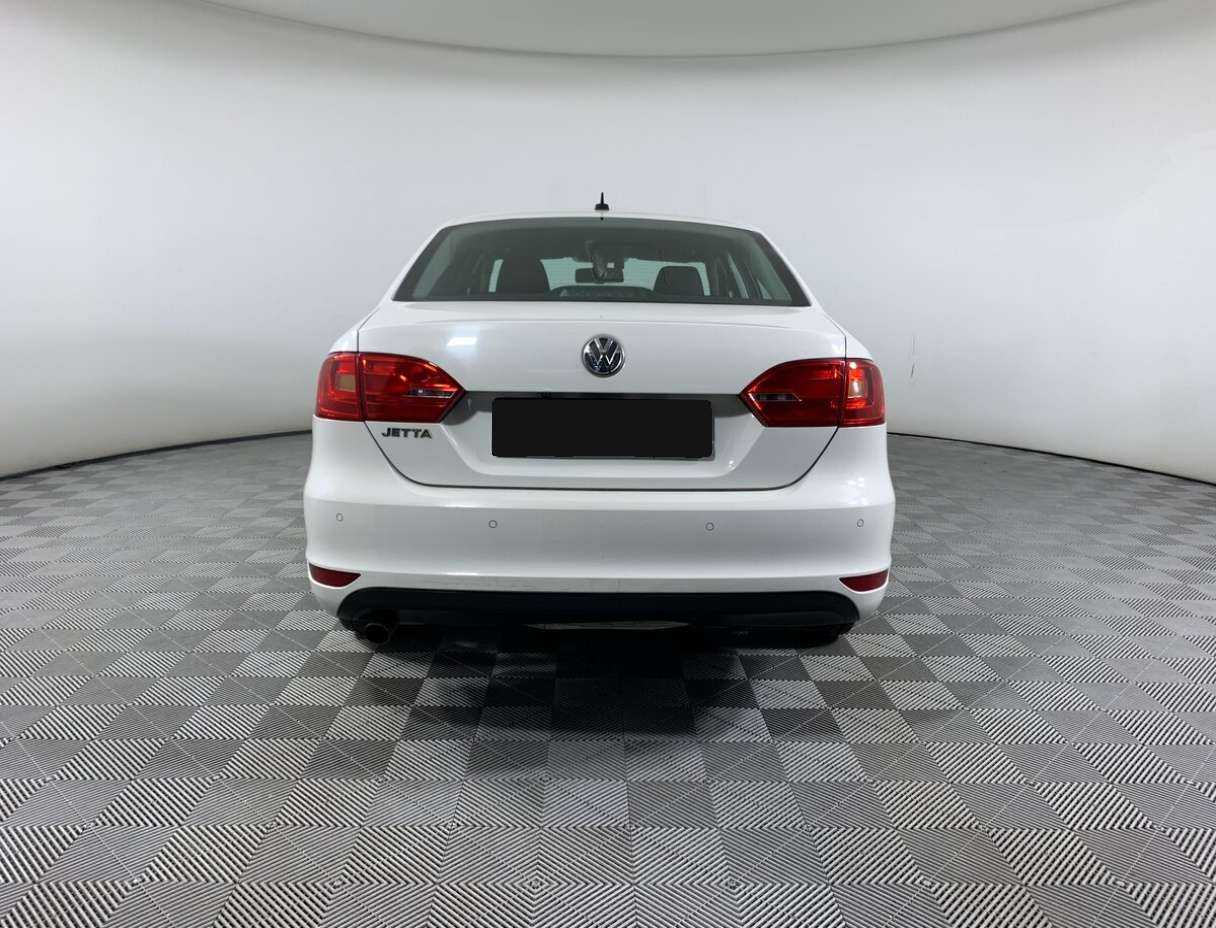 Купить Volkswagen Jetta с пробегом. Фото: #5