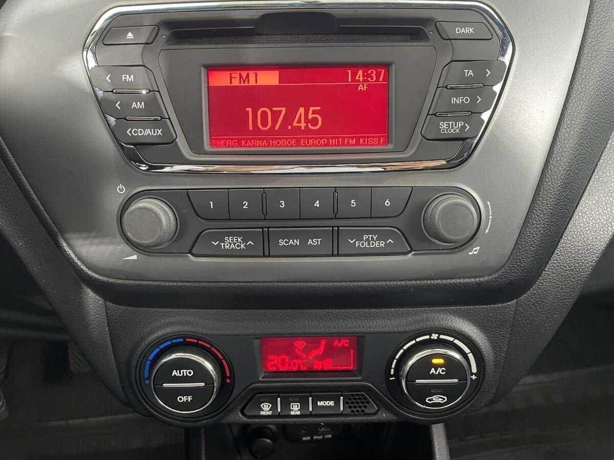 Купить Kia Rio с пробегом. Фото: #11