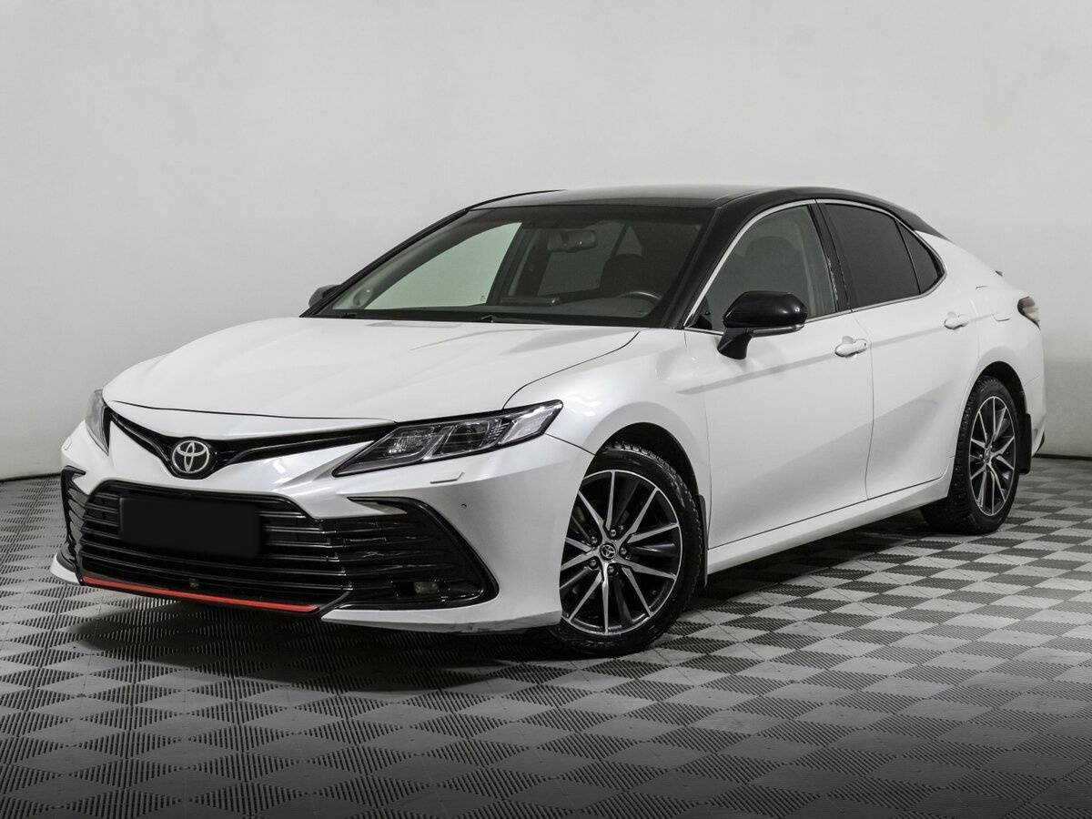Купить Toyota Camry с пробегом. Фото: #0