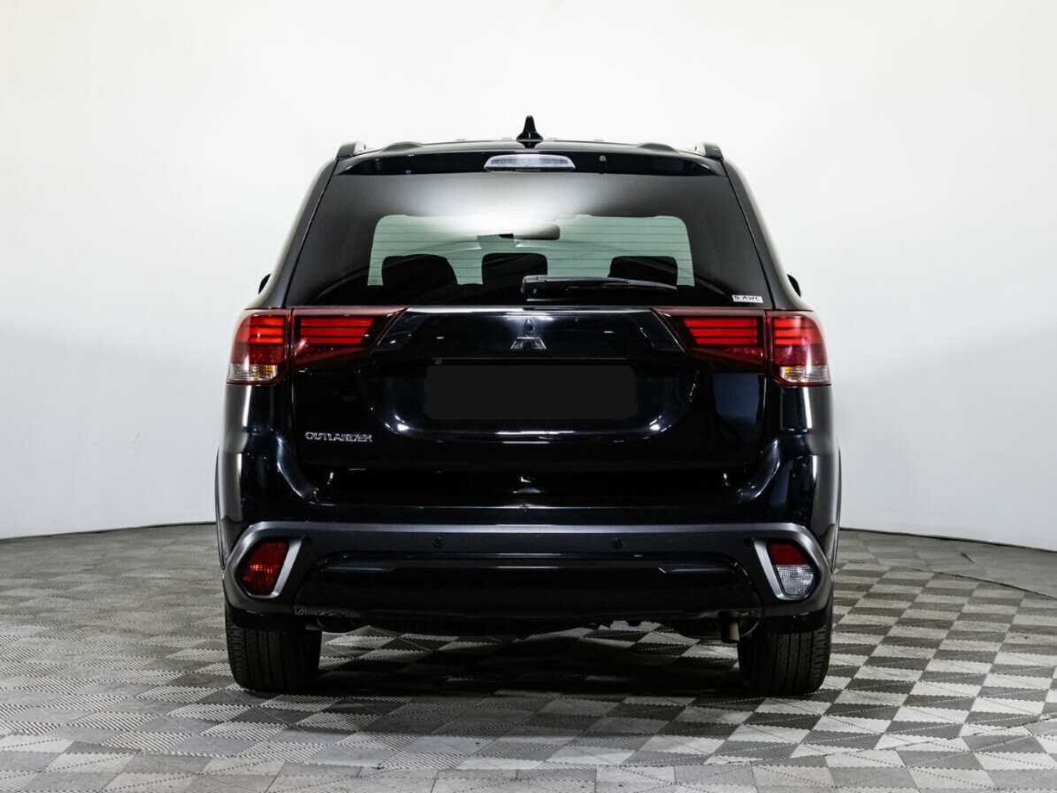 Купить Mitsubishi Outlander с пробегом. Фото: #5