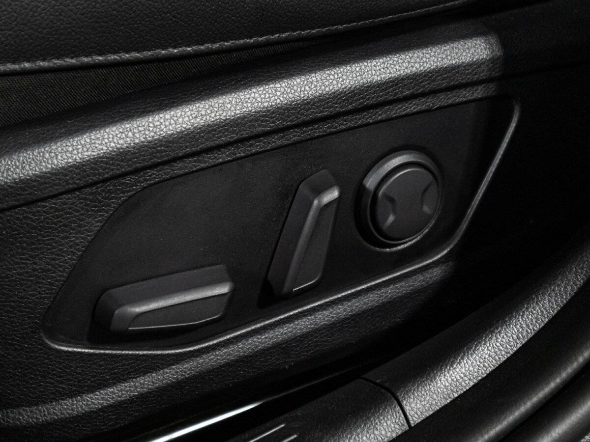 Купить Kia K5 с пробегом. Фото: #17