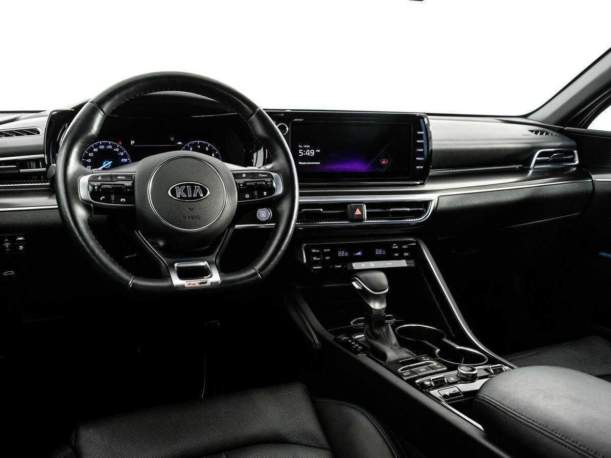 Купить Kia K5 с пробегом. Фото: #13