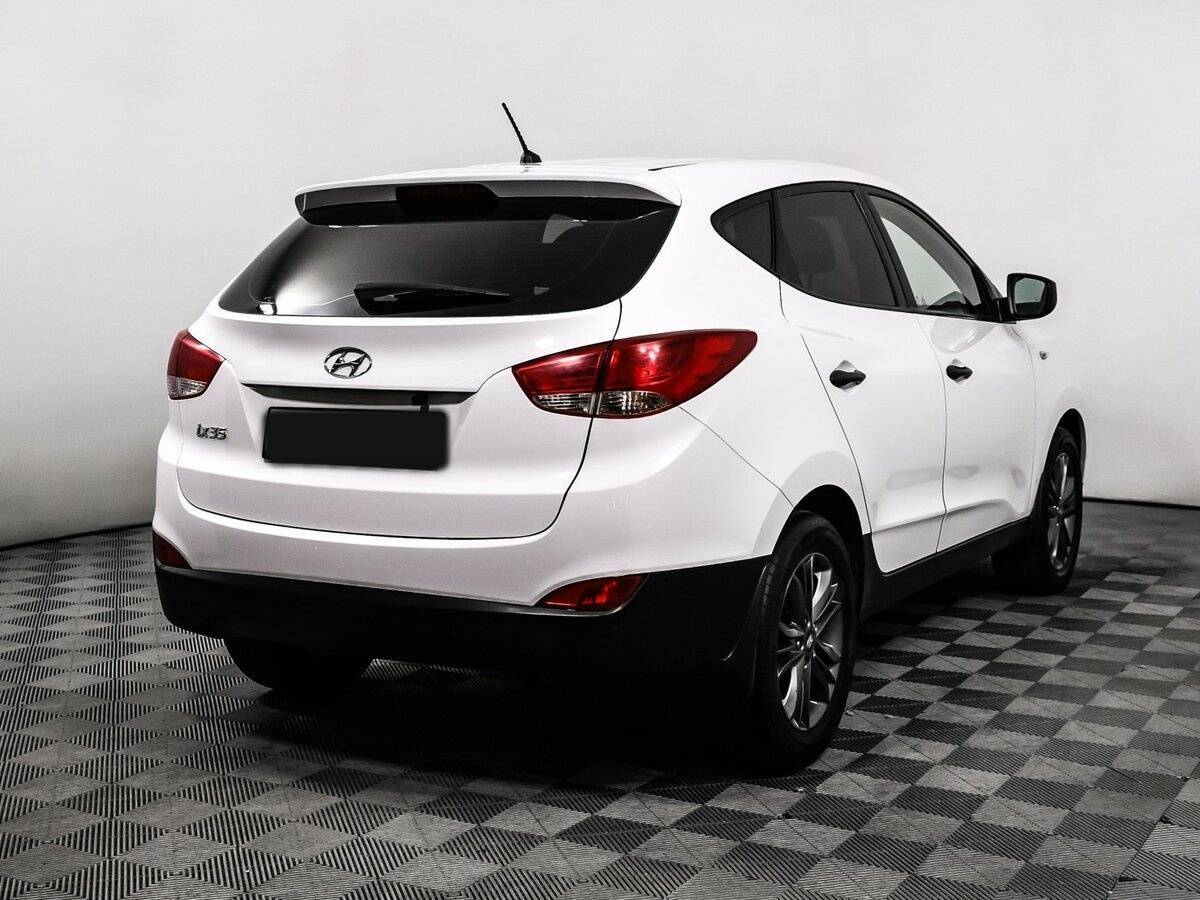 Купить Hyundai ix35 с пробегом. Фото: #4
