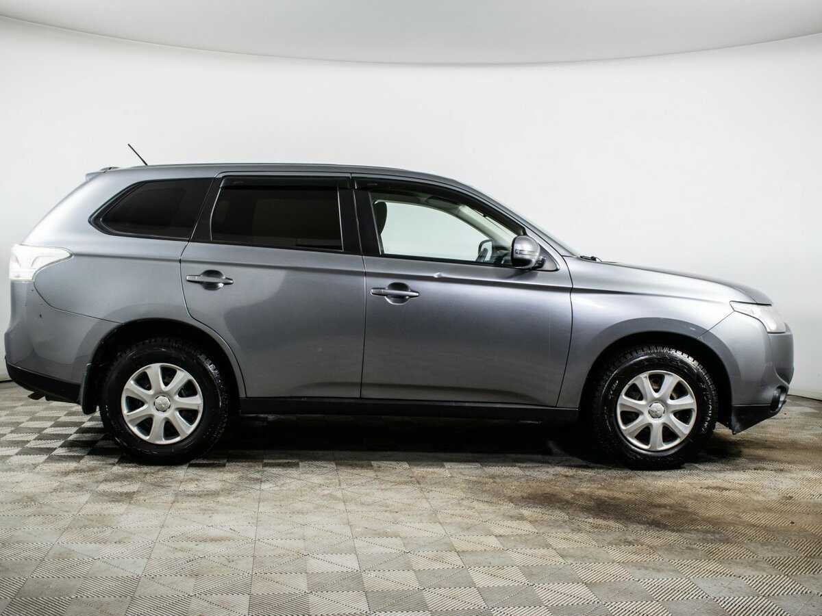 Купить Mitsubishi Outlander с пробегом. Фото: #3