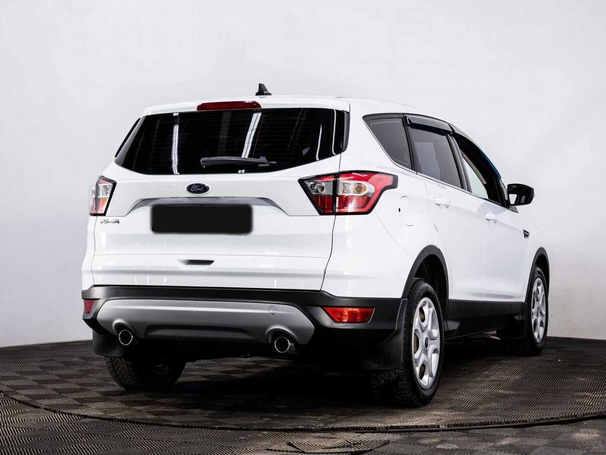 Купить Ford Kuga с пробегом. Фото: #5