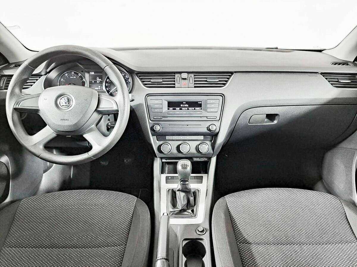 Купить Skoda Octavia с пробегом. Фото: #10