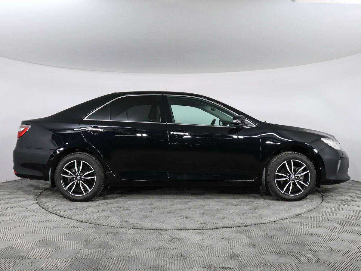 Купить Toyota Camry с пробегом. Фото: #3