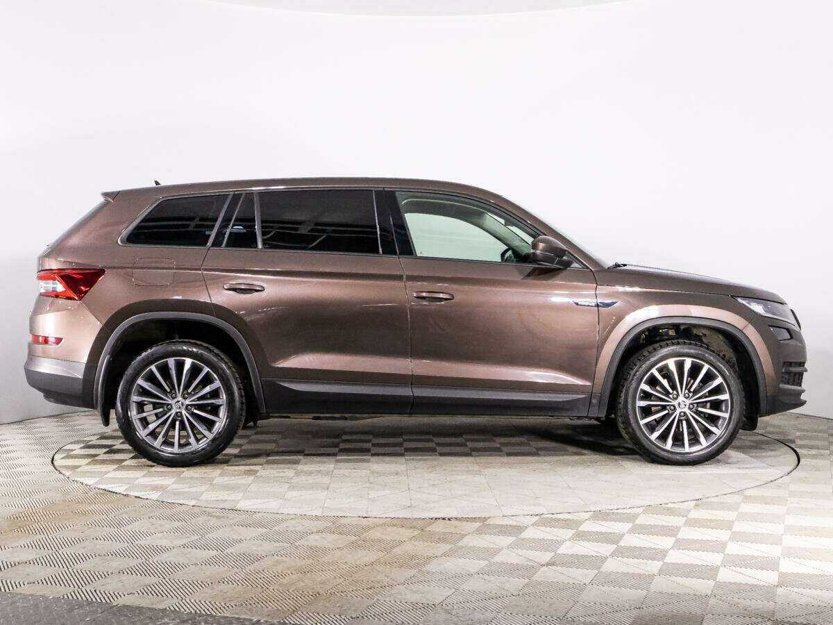 Купить Skoda Kodiaq с пробегом. Фото: #3