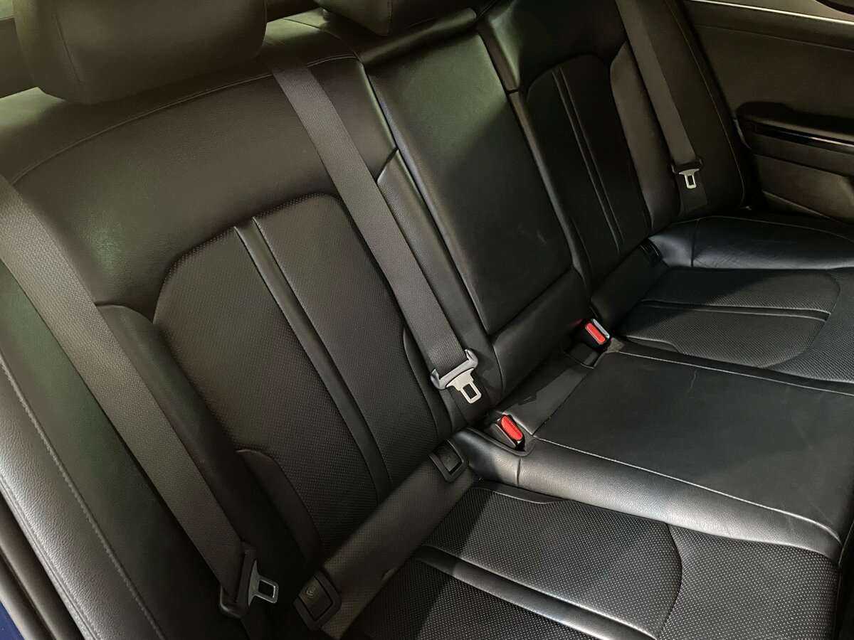 Купить Kia K5 с пробегом. Фото: #19