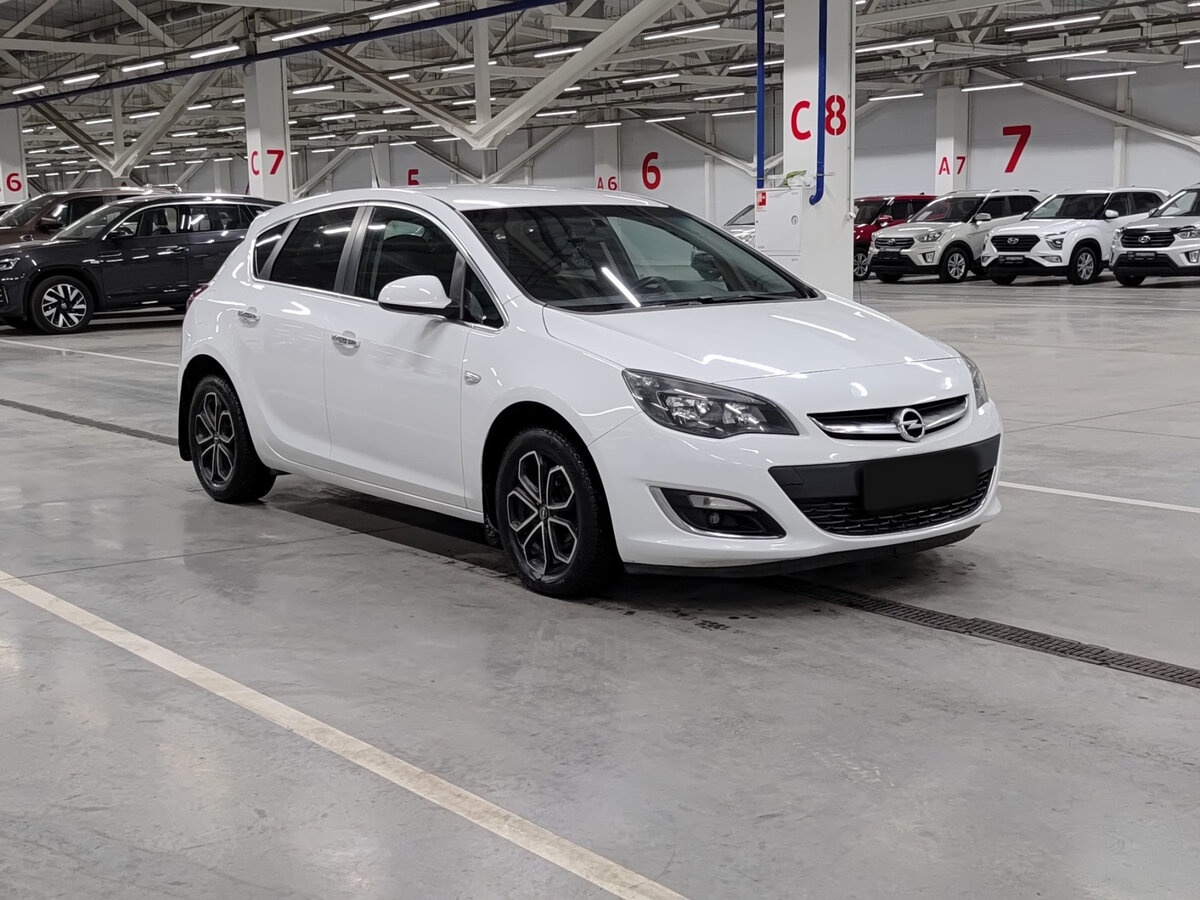Купить Opel Astra с пробегом. Фото: #2