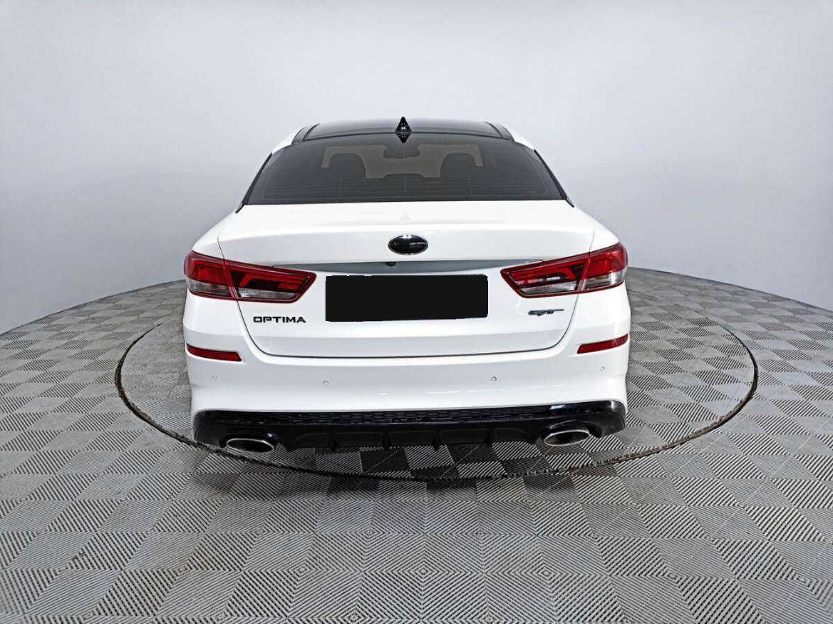 Купить Kia Optima с пробегом. Фото: #5