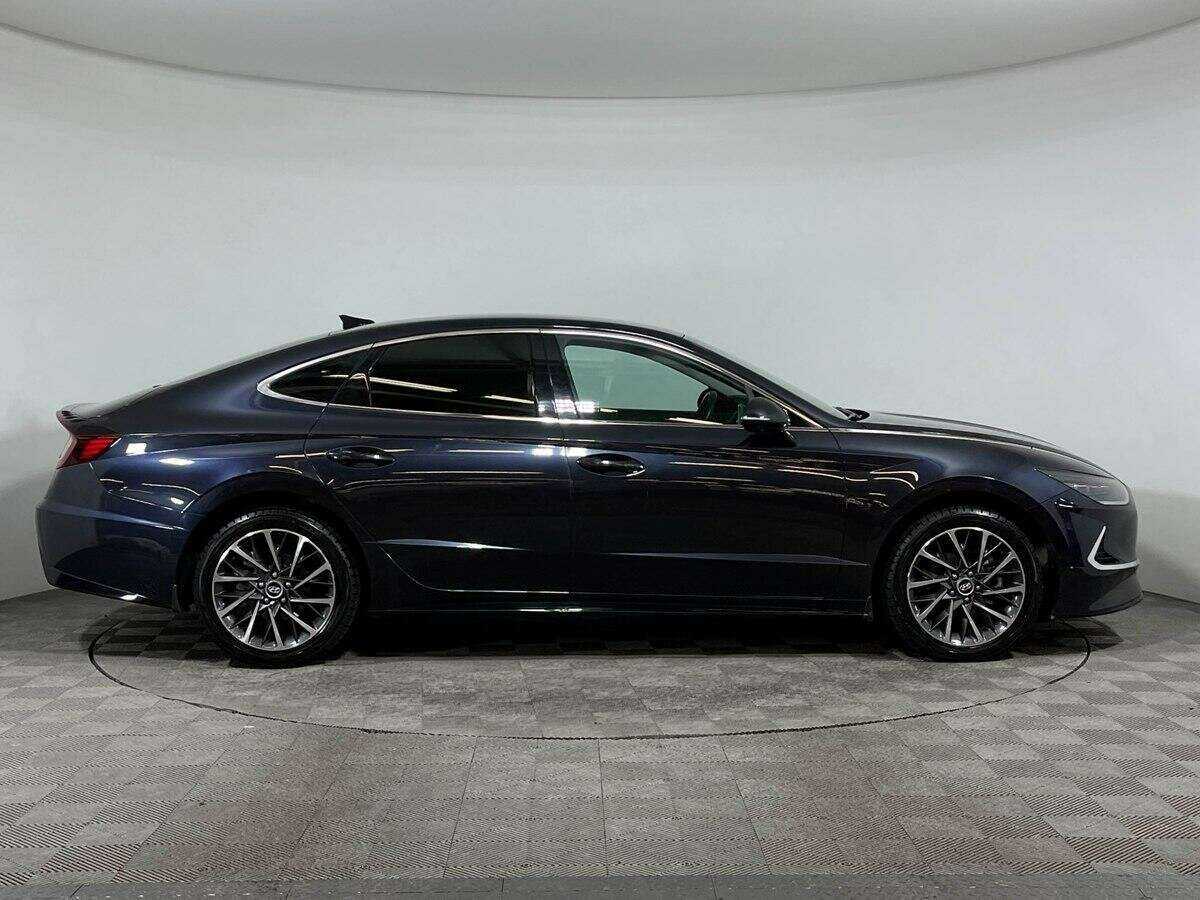 Купить Hyundai Sonata с пробегом. Фото: #3