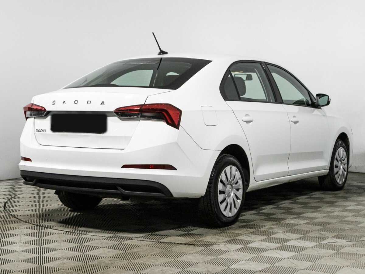 Купить Skoda Rapid с пробегом. Фото: #4