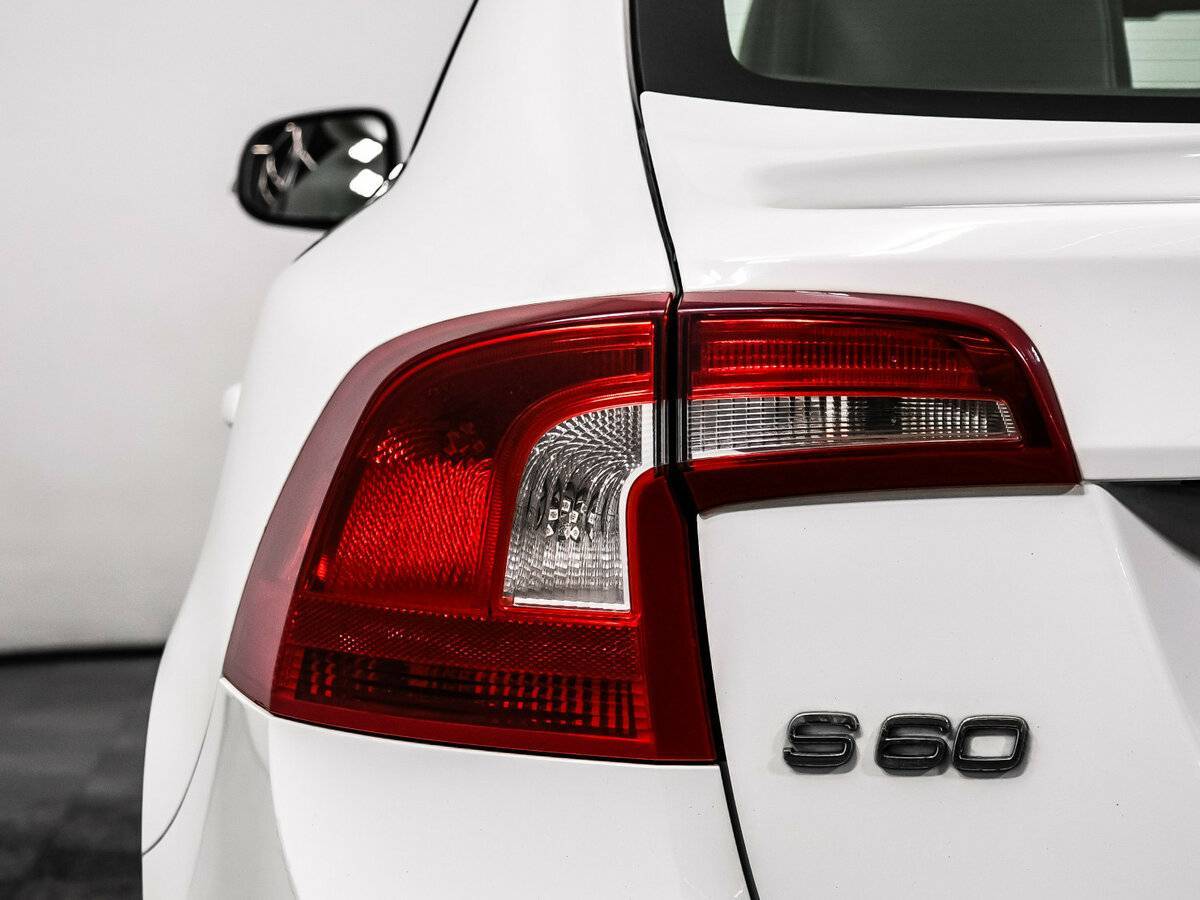 Купить Volvo S60 с пробегом. Фото: #14