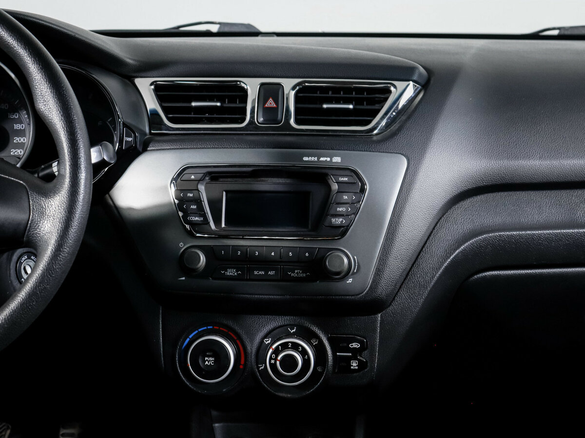 Купить Kia Rio с пробегом. Фото: #10