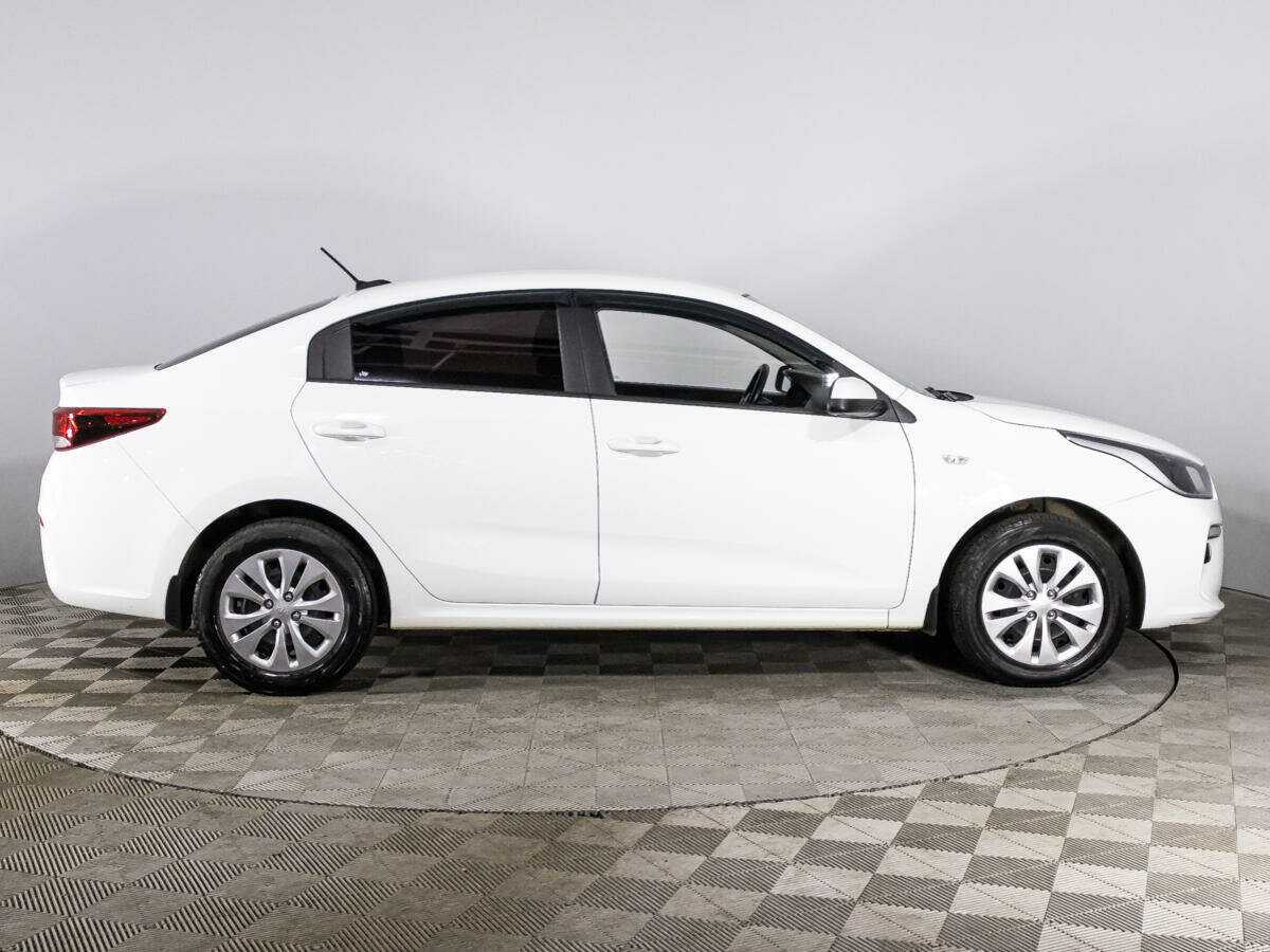 Купить Kia Rio с пробегом. Фото: #3