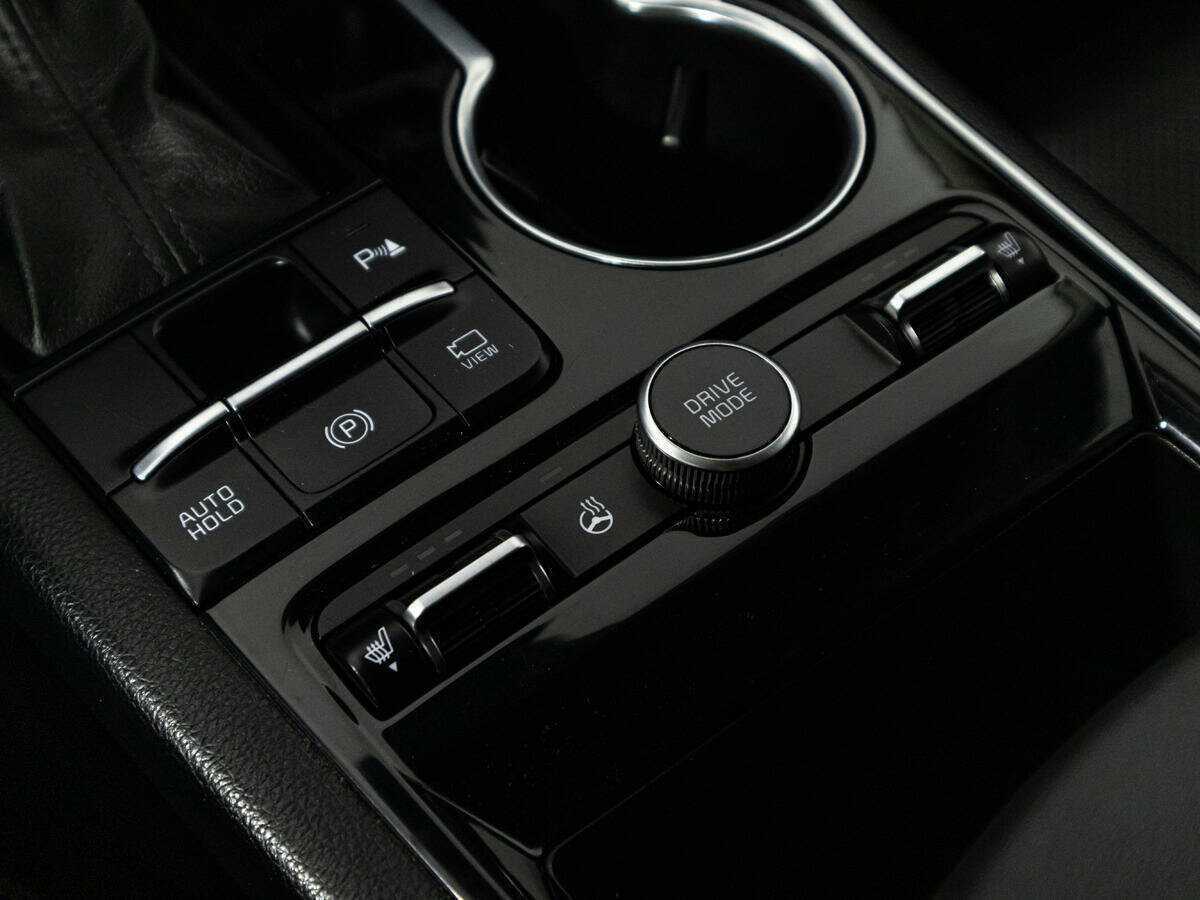 Купить Kia K5 с пробегом. Фото: #17