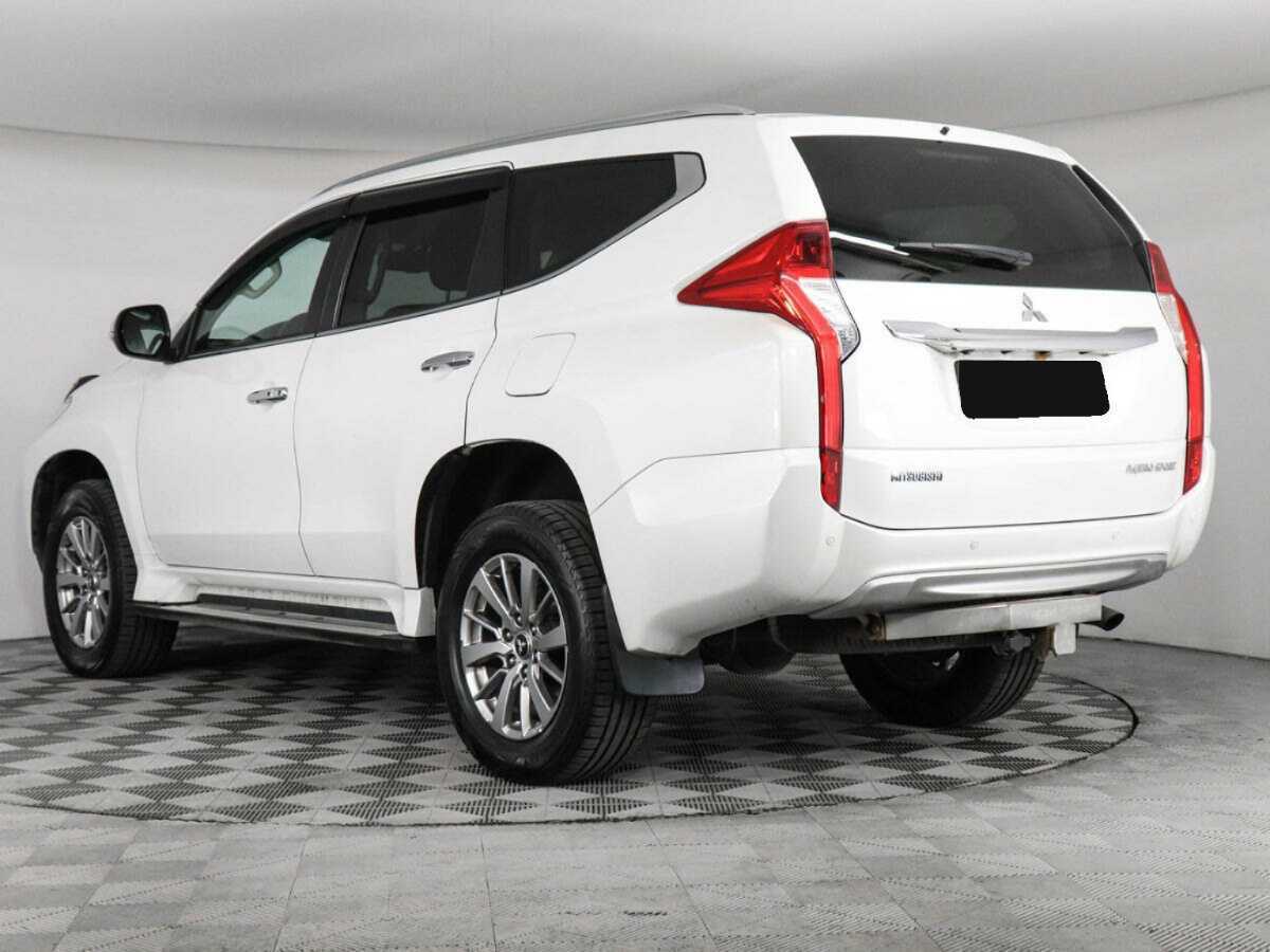 Купить Mitsubishi Pajero Sport с пробегом. Фото: #6