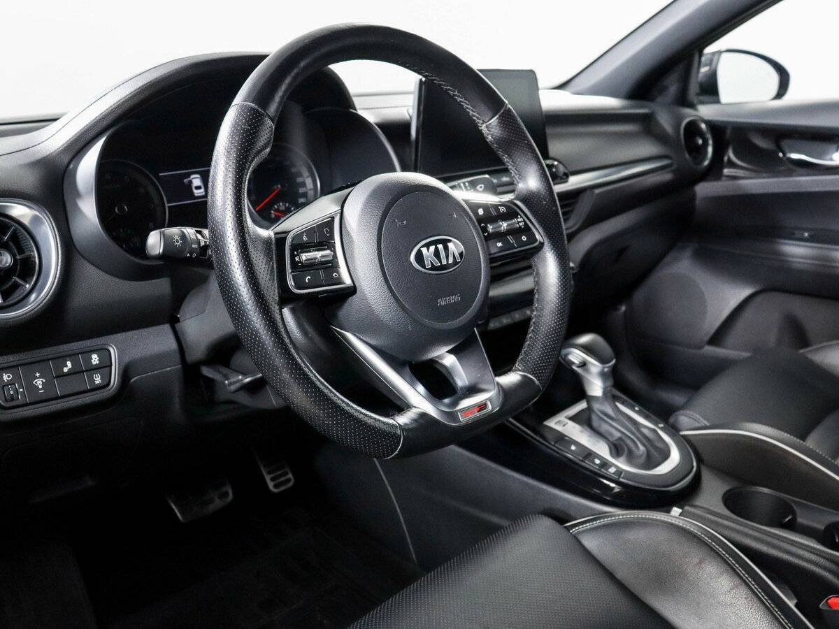 Купить Kia Cerato с пробегом. Фото: #10
