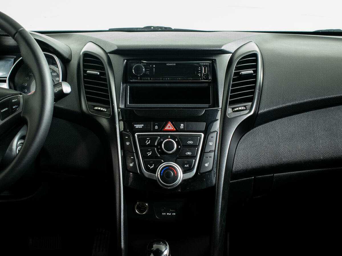 Купить Hyundai i30 с пробегом. Фото: #10